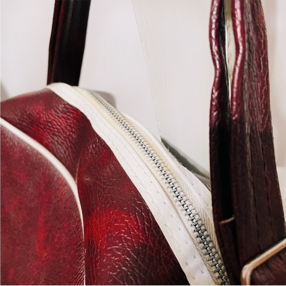 VINTAGE | Burgundy Duffel Faux Leather Travel Bowling Bag - Picture 8 of 9
